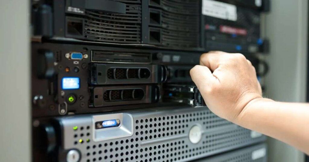 Data Backup & Recovery